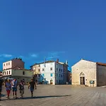 Stunning In With Wifi Fažana